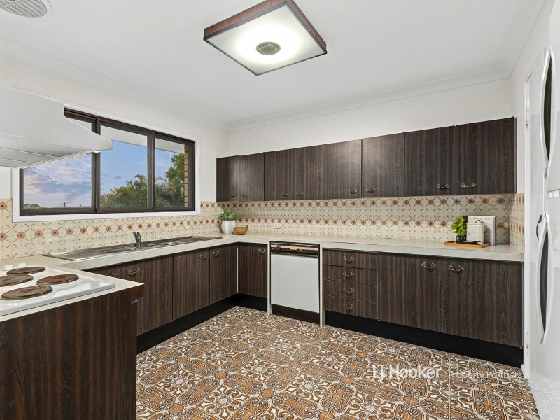 12 Glen Nevis Street, Mansfield QLD 4122