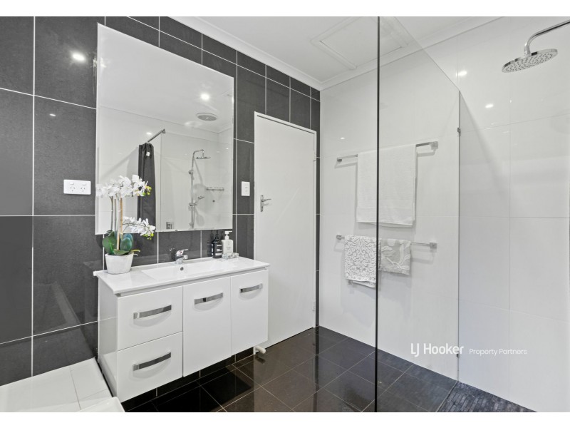 8 Romilly Street, Sunnybank Hills QLD 4109