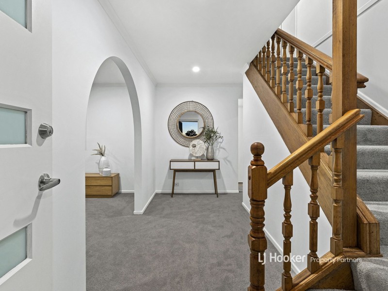 1 Banika Street, Mansfield QLD 4122