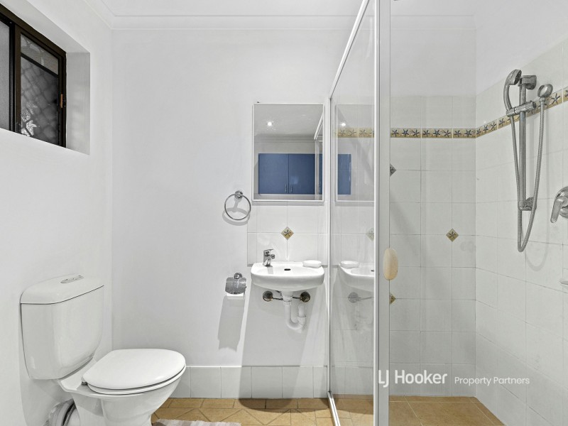 1 Banika Street, Mansfield QLD 4122