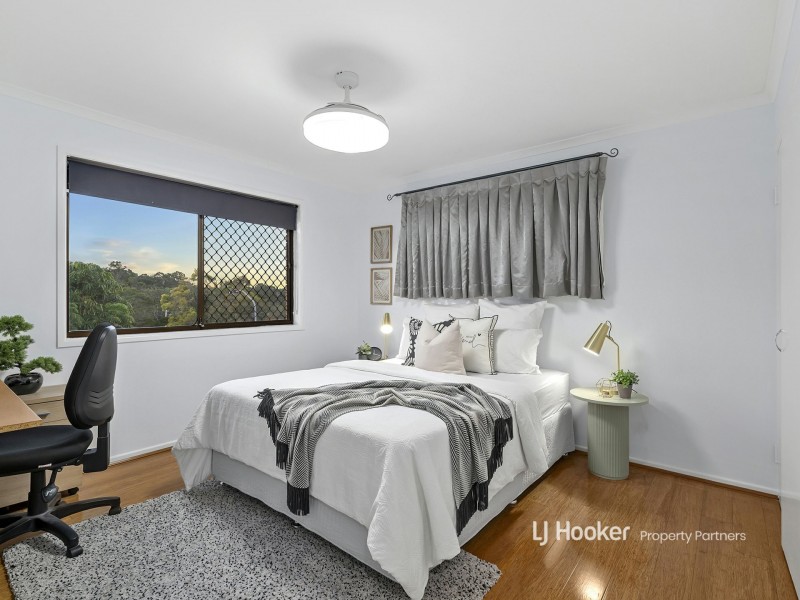 1 Banika Street, Mansfield QLD 4122