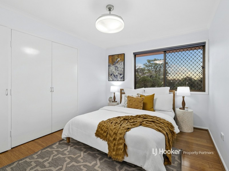 1 Banika Street, Mansfield QLD 4122