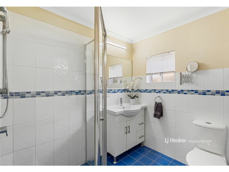 27 Amarna Street, Eight Mile Plains QLD 4113