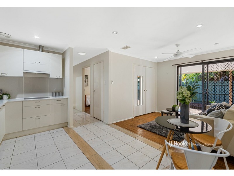 27 Amarna Street, Eight Mile Plains QLD 4113