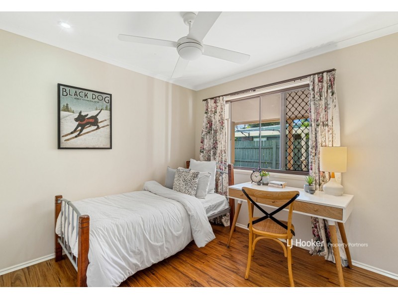 27 Amarna Street, Eight Mile Plains QLD 4113