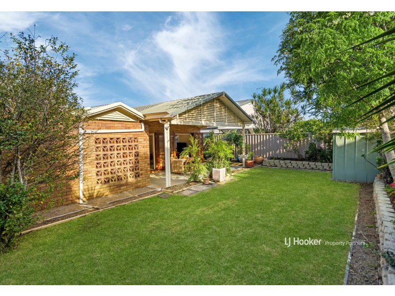 27 Amarna Street, Eight Mile Plains QLD 4113