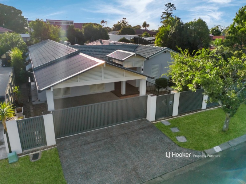 27 Amarna Street, Eight Mile Plains QLD 4113