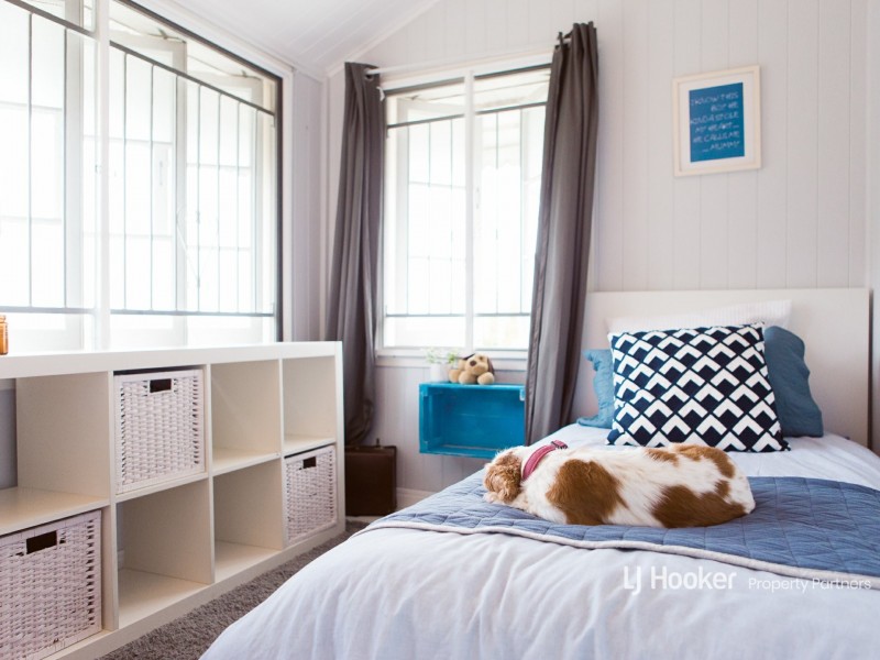 10 Todd Street, Shorncliffe QLD 4017