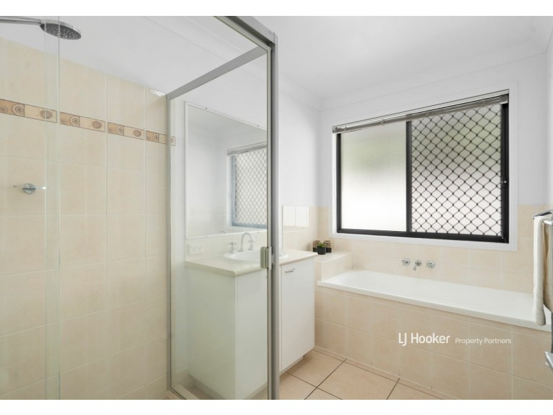 58 Wirra Circuit, Wynnum West QLD 4178