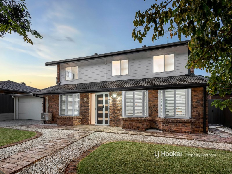 28 Kenora Street, Mansfield QLD 4122