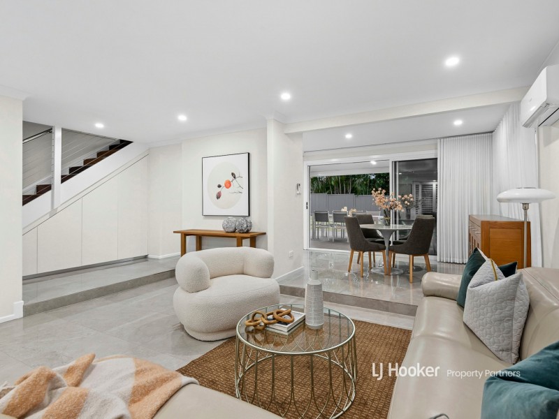 28 Kenora Street, Mansfield QLD 4122