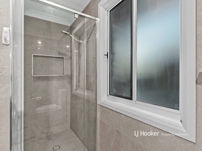 28 Kenora Street, Mansfield QLD 4122