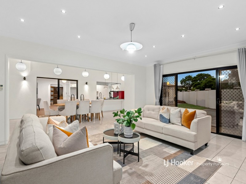 2 Yorkshire Place, Stretton QLD 4116