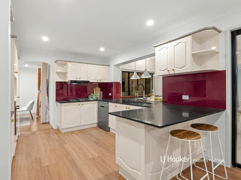 2 Yorkshire Place, Stretton QLD 4116