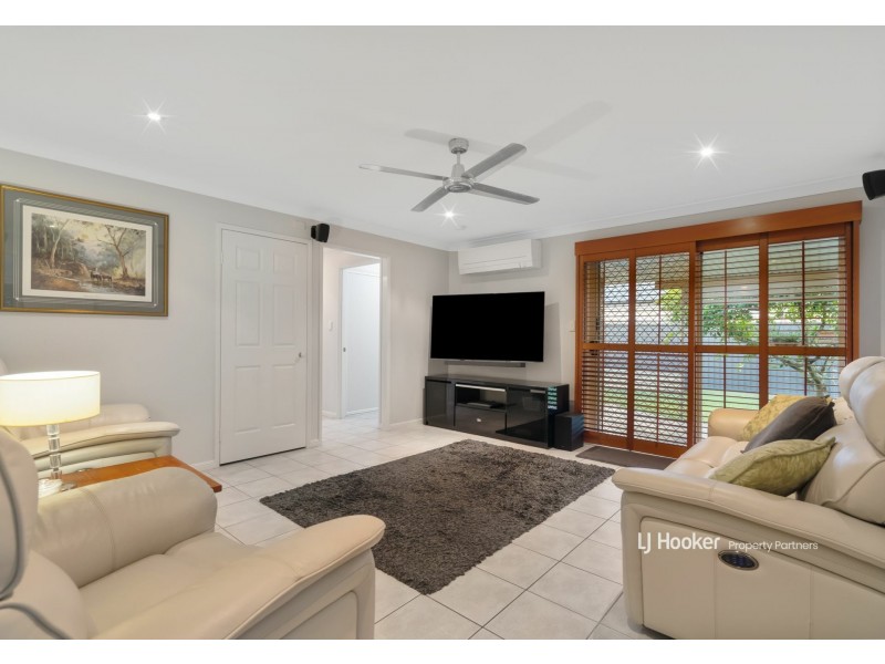 21 Seaton Place, Parkinson QLD 4115