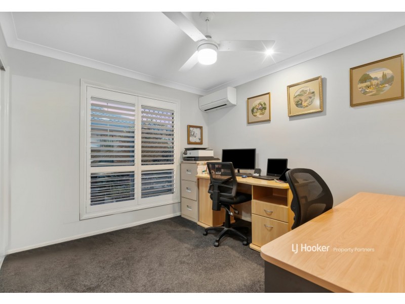 21 Seaton Place, Parkinson QLD 4115