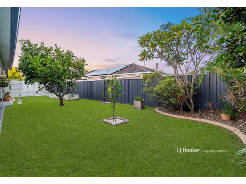 21 Seaton Place, Parkinson QLD 4115
