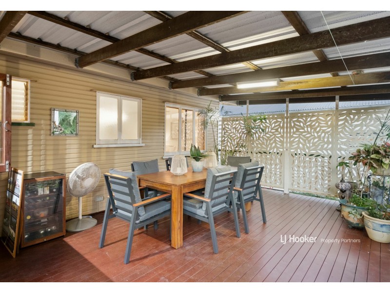 14 Hope Street, Norman Park QLD 4170