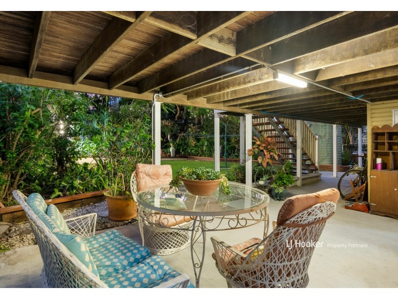 14 Hope Street, Norman Park QLD 4170