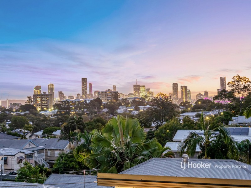 114 Kingsbury Street, Norman Park QLD 4170