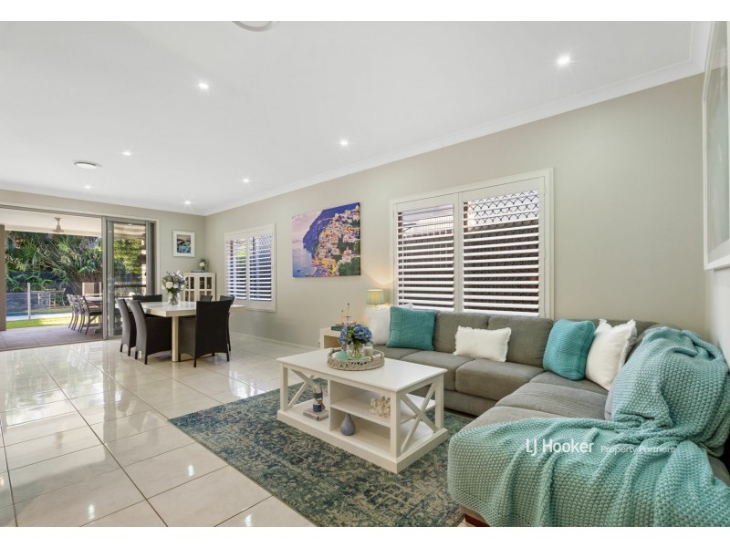 25 Carnation Road, Manly West QLD 4179