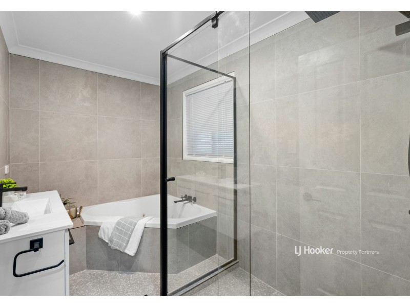 11 Wisteria Place, Calamvale QLD 4116