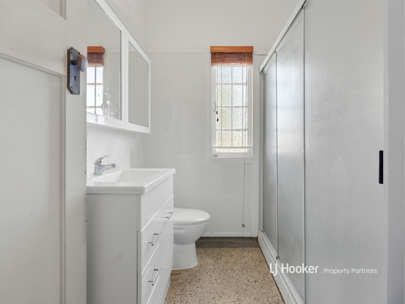 38 Thomson Street, Greenslopes QLD 4120