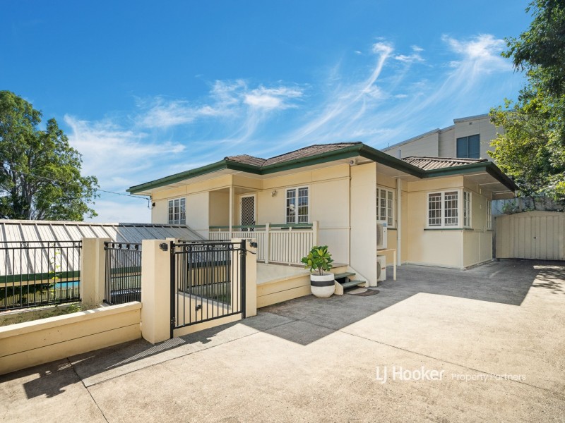 38 Thomson Street, Greenslopes QLD 4120