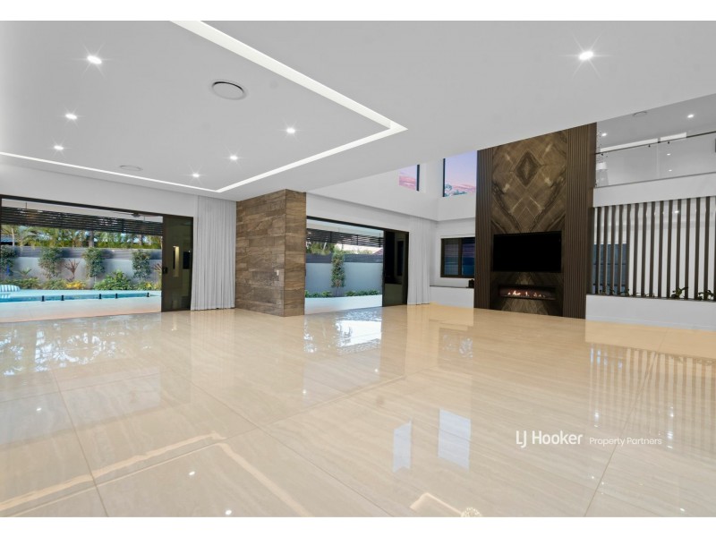 12 Wilonda Street, Robertson QLD 4109