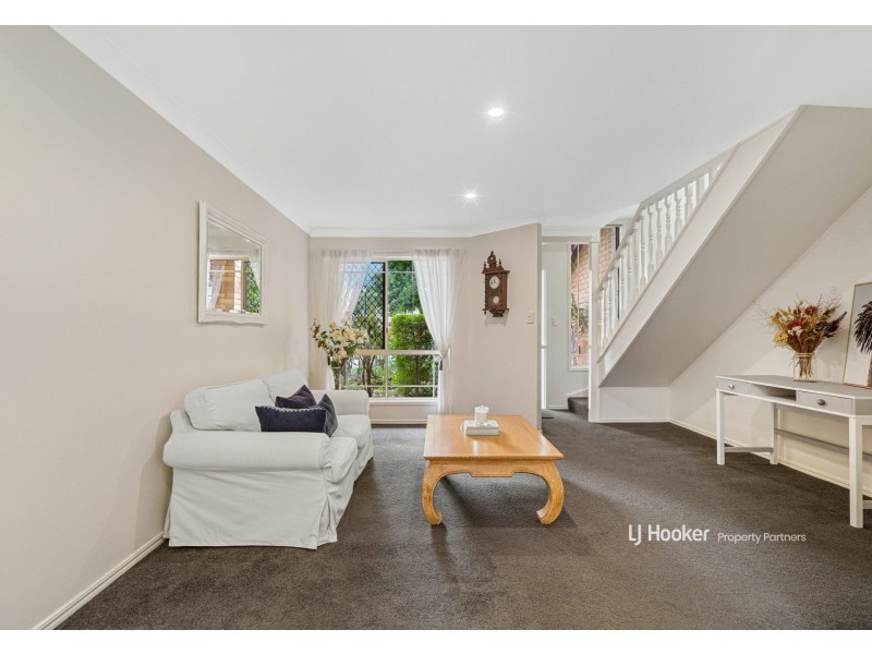 9/15 Erindale Close, Wishart QLD 4122