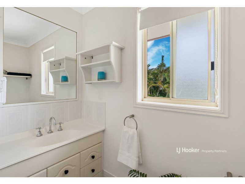 9/15 Erindale Close, Wishart QLD 4122