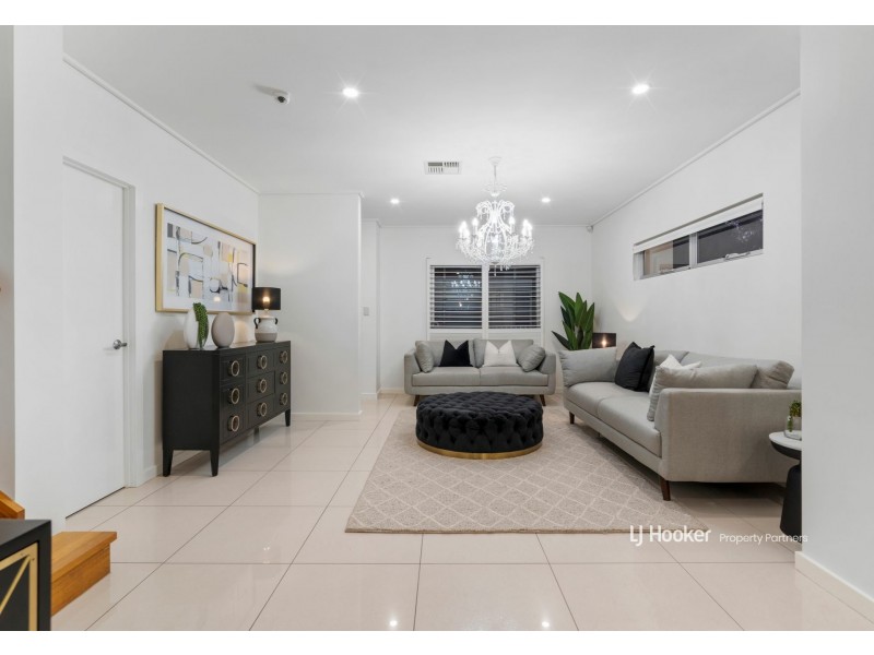 2/16 Adios Close, Sunnybank Hills QLD 4109