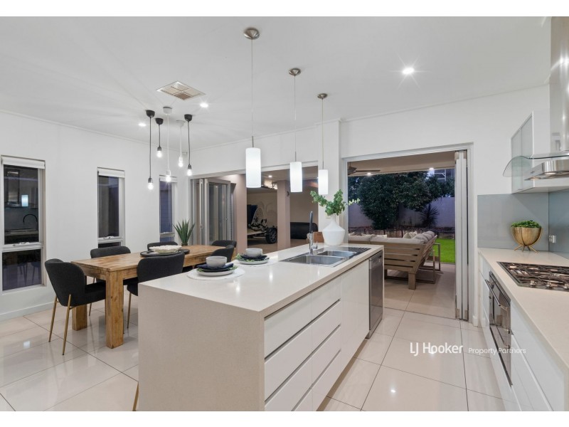 2/16 Adios Close, Sunnybank Hills QLD 4109