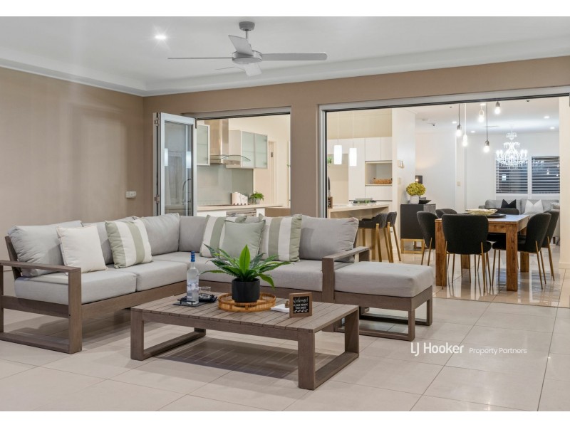 2/16 Adios Close, Sunnybank Hills QLD 4109