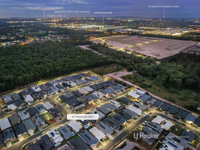 33 Grevillea Way, Park Ridge QLD 4125