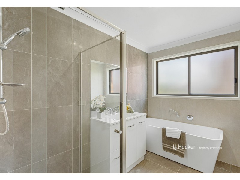 10 Huntington Court, Calamvale QLD 4116