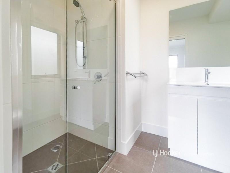 14 Roebuck Street, Coomera QLD 4209