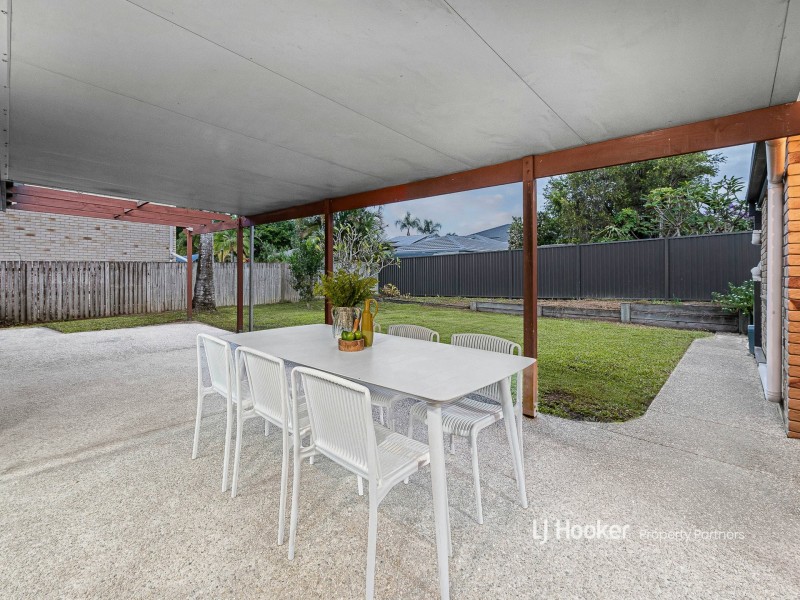 9 Westminster Way, Wishart QLD 4122
