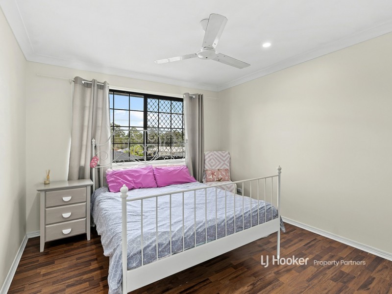 9 Regency Drive, Regents Park QLD 4118