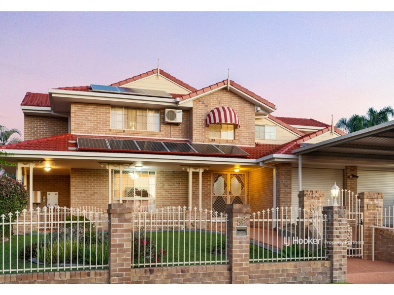 88 Blue Grass Crescent, Eight Mile Plains QLD 4113