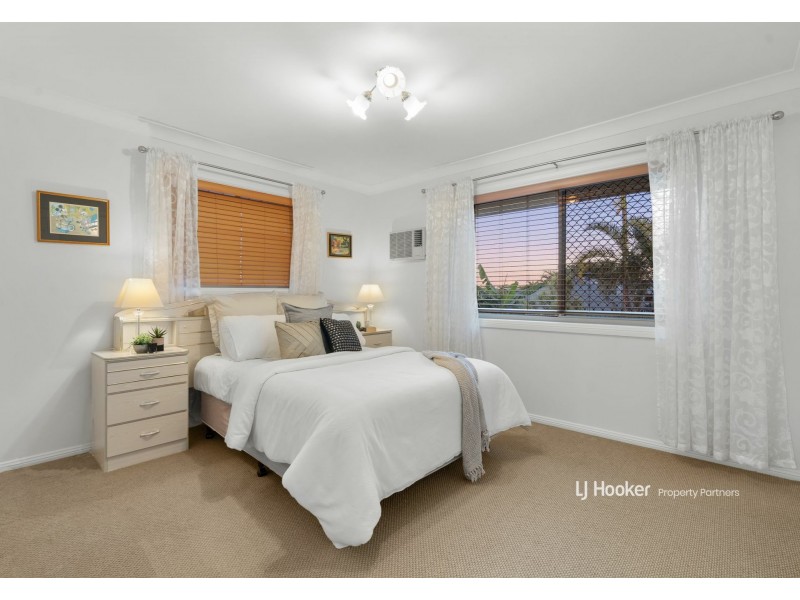 88 Blue Grass Crescent, Eight Mile Plains QLD 4113