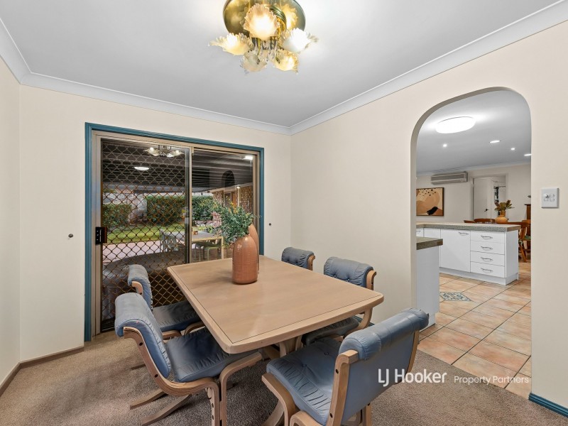 29 Blue Grass Crescent, Eight Mile Plains QLD 4113