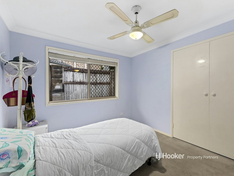 29 Blue Grass Crescent, Eight Mile Plains QLD 4113