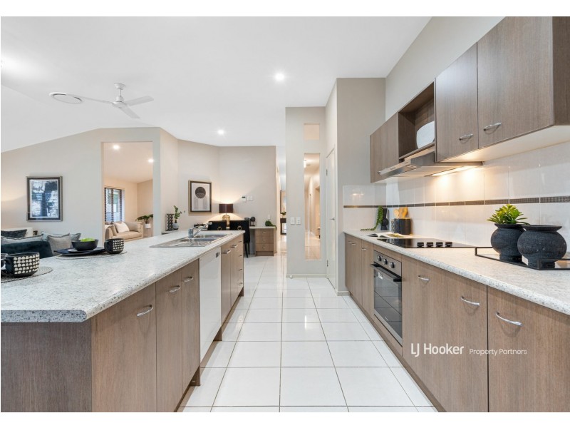 12 Bala Place, Calamvale QLD 4116