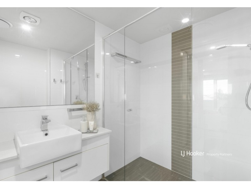 2107/1-5 Cremin Street, Upper Mount Gravatt QLD 4122