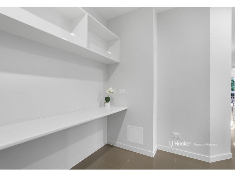 2107/1-5 Cremin Street, Upper Mount Gravatt QLD 4122