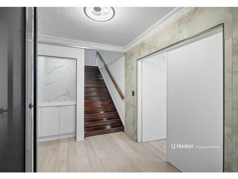 10 Cosmic Street, Robertson QLD 4109