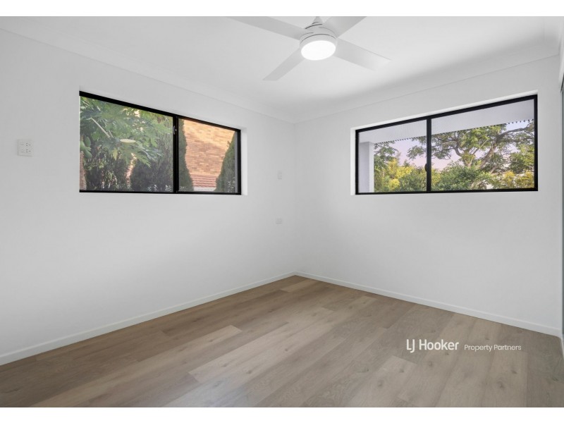 10 Cosmic Street, Robertson QLD 4109