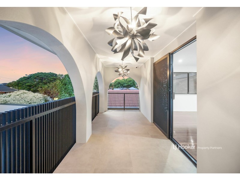 10 Cosmic Street, Robertson QLD 4109