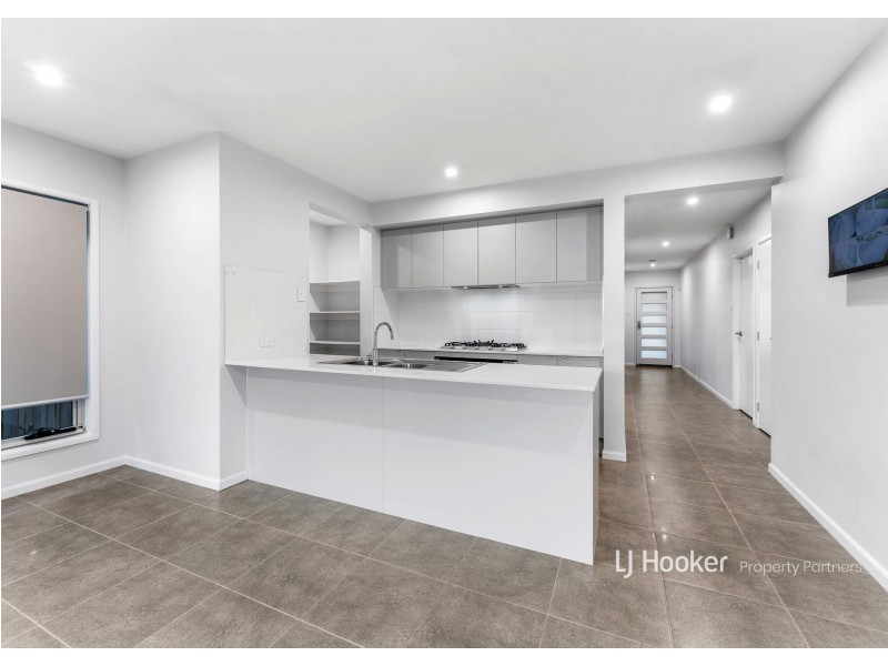 128 Botanical Circuit, Pallara QLD 4110